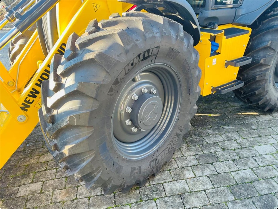 New Holland B115D TC SS 4WD - Rendegravere - 12