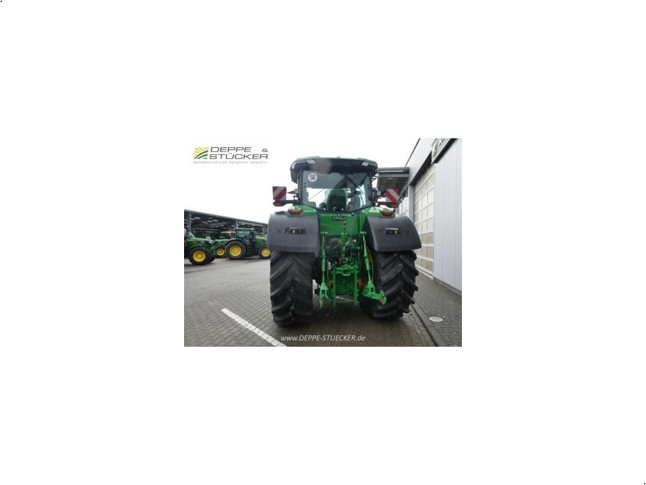John Deere 7R330 - Traktorer - Traktorer 2 wd - 4