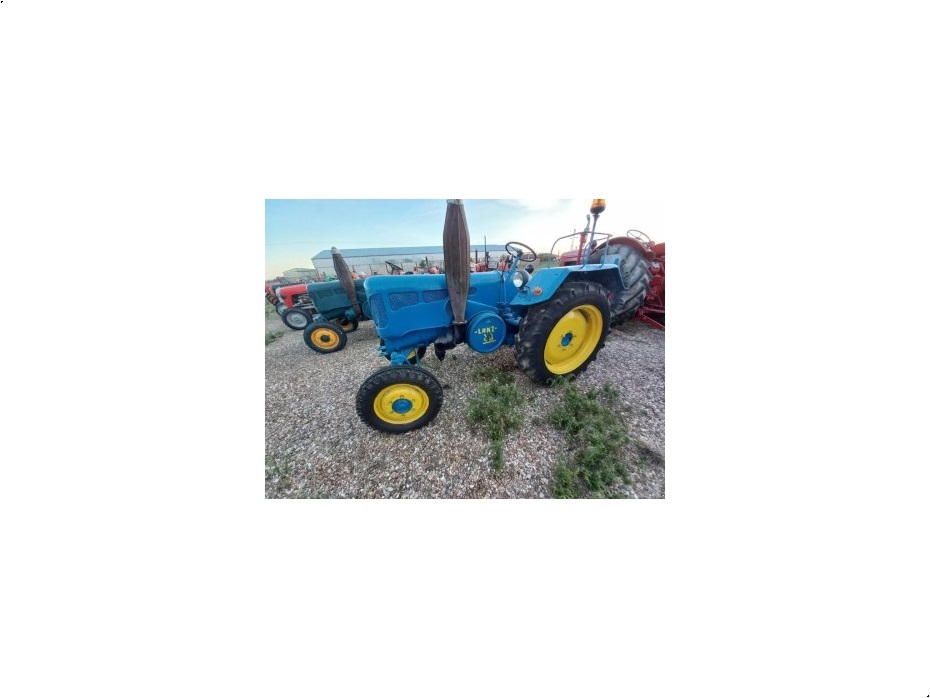 - - - D2816 - Traktorer - Traktorer 2 wd - 4