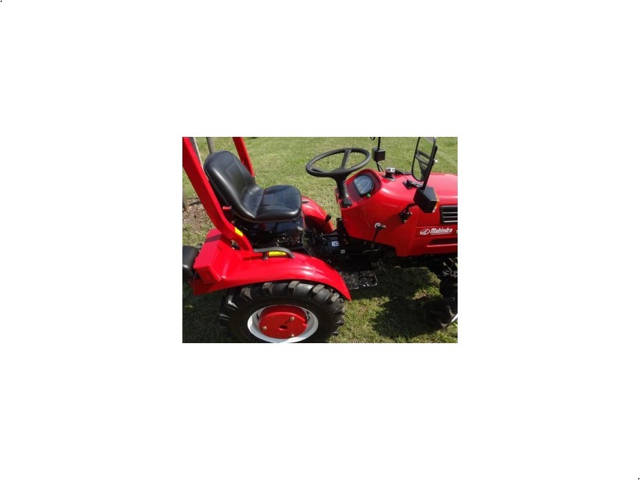 - - - Mahindra 164 16PS Schlepper Traktor Allrad Bulldog - Traktorer - Traktorer 4 wd - 5