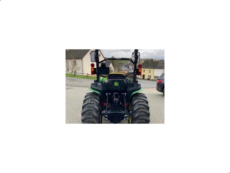 John Deere 3038E - Traktorer - Kompakt traktorer - 5