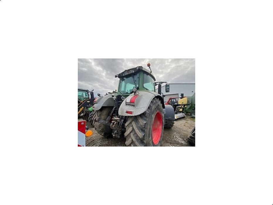 Fendt 824 SCR PROFI PLUS - Traktorer - Traktorer 2 wd - 4