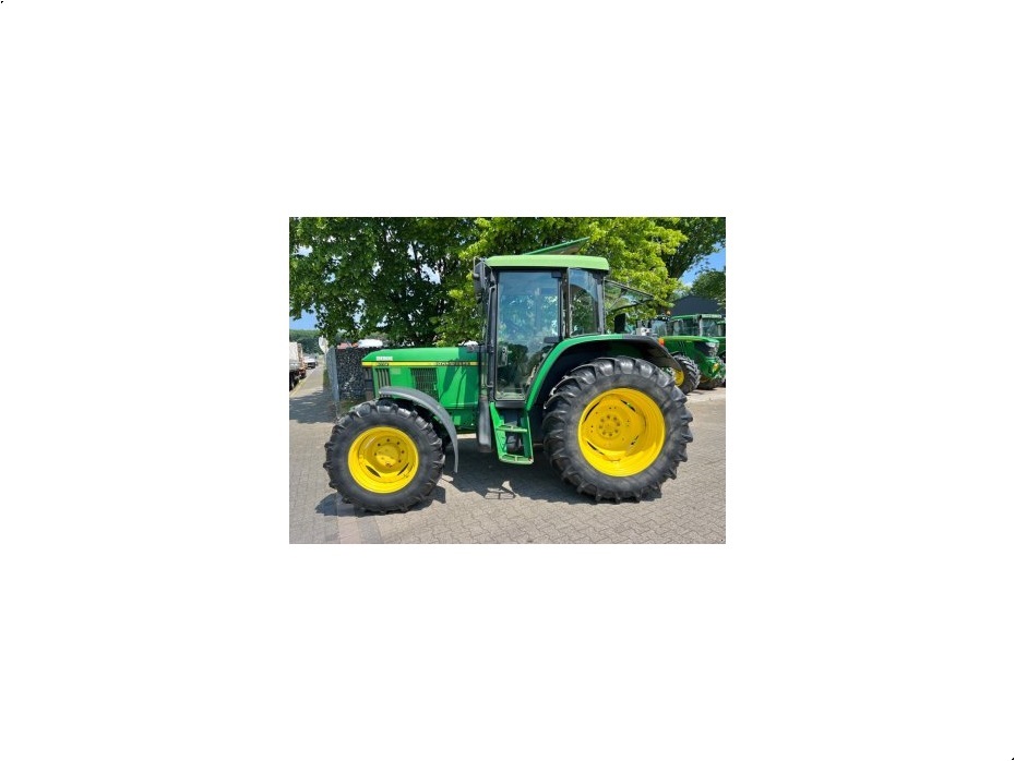John Deere 6110 - Traktorer - Traktorer 2 wd - 2