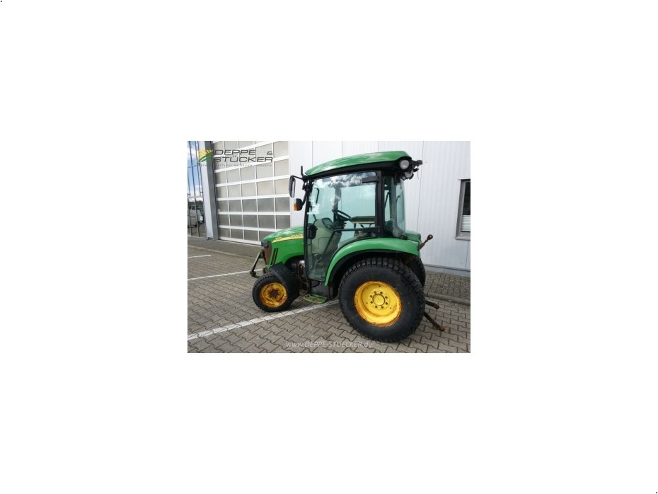 John Deere 3720 - Traktorer - Kompakt traktorer - 3