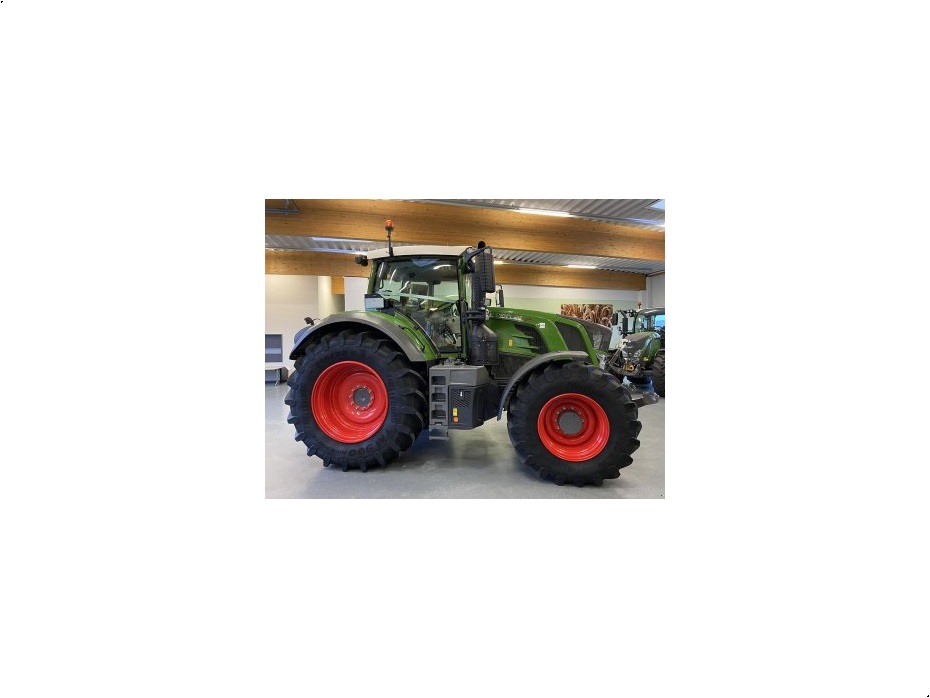 Fendt 828 VARIO S4 PROFI PLUS - Traktorer - Traktorer 2 wd - 2