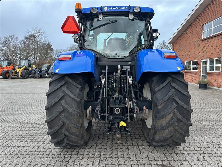 New Holland T7.170 Classic Med Q6M frontlæsser - Traktorer - Traktorer 4 wd - 6