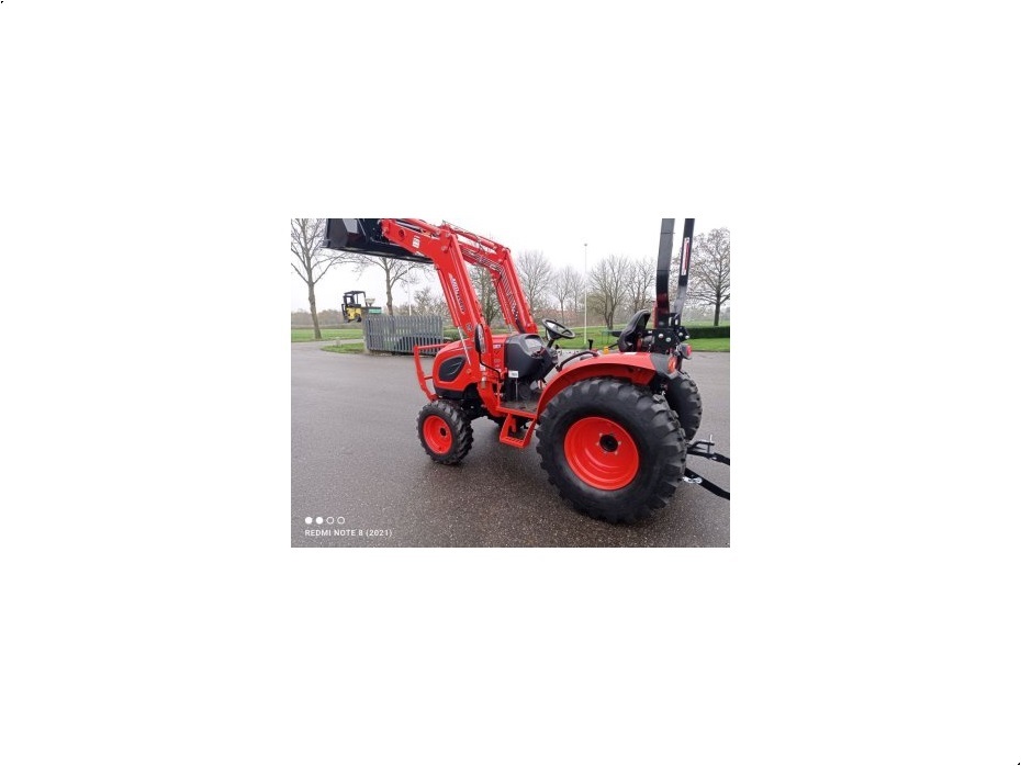 - - - CK5030 HST rops voorlader - Traktorer - Traktorer 2 wd - 6
