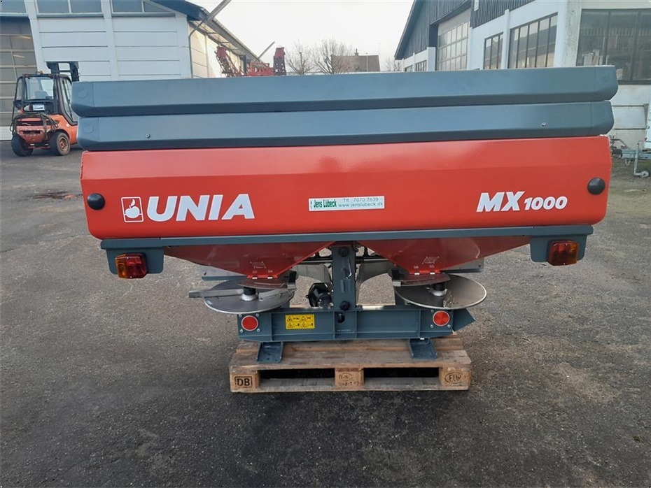 Unia MX 1600 - Gødningsmaskiner - Liftophængte gødningspredere - 4