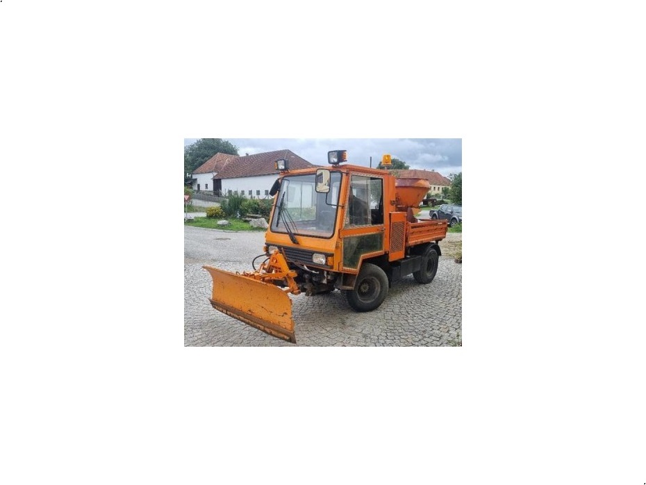 - - - HY1350 Kommunalfahrzeug mit Schneepflug und Sand/Salzstreuer - Materialehåndtering - 2