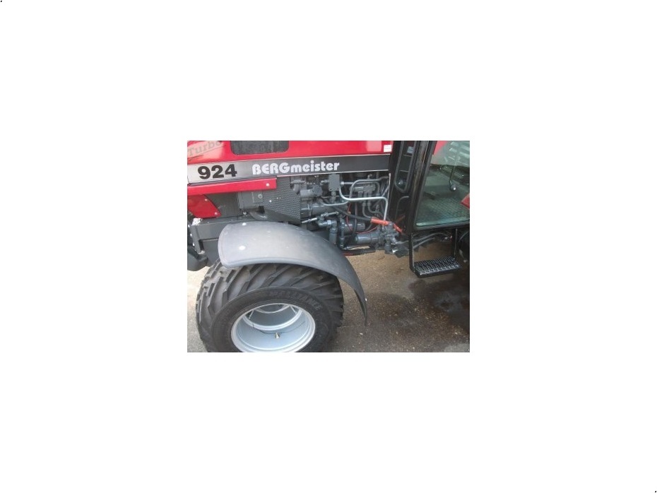 - - - 924A 600 Serie - Traktorer - Kompakt traktorer - 5