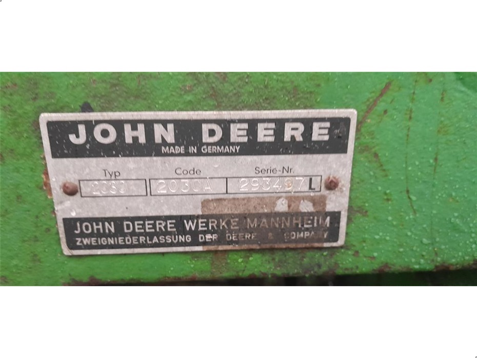 John Deere 2030 - Traktorer - Traktorer 2 wd - 5