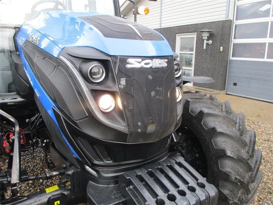 Solis 90 Fabriksny traktor med 2 års garanti, lukket kabine med klima anlæg, og krybegear samt vendegear. - Traktorer - Traktorer 4 wd - 20