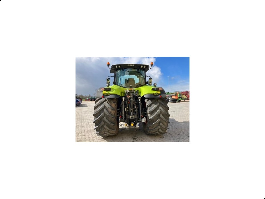- - - AXION 870 CMATIK GPS FZW - Traktorer - Traktorer 2 wd - 4