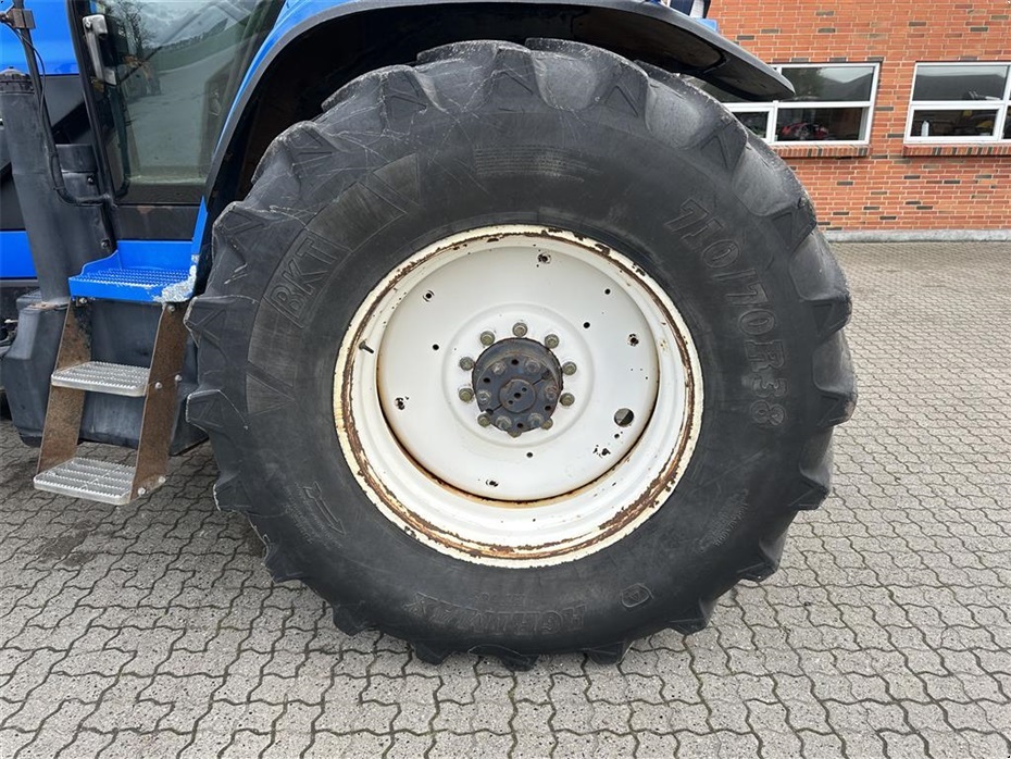 New Holland 8970 - Traktorer - Traktorer 4 wd - 9