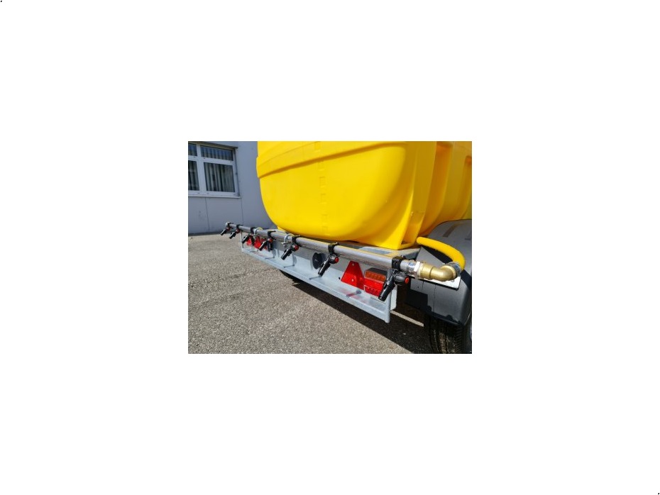 - - - Wasserfass Anhänger 2000 Liter für PKW - Vinterredskaber - Traktor tilbehør - 7
