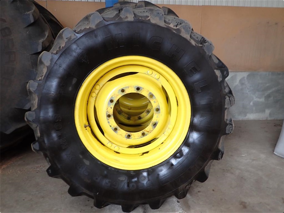 Michelin 650/65X38  540/65X28 - Traktor tilbehør - Komplette hjul - 12