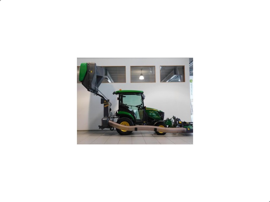 John Deere 2026R - Traktorer - Kompakt traktorer - 5