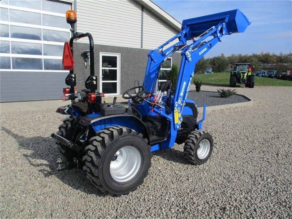 Solis 26 6+2 gearmaskine med Servostyrring og fuldhydraulisk frontlæsser - Traktorer - Kompakt traktorer - 10