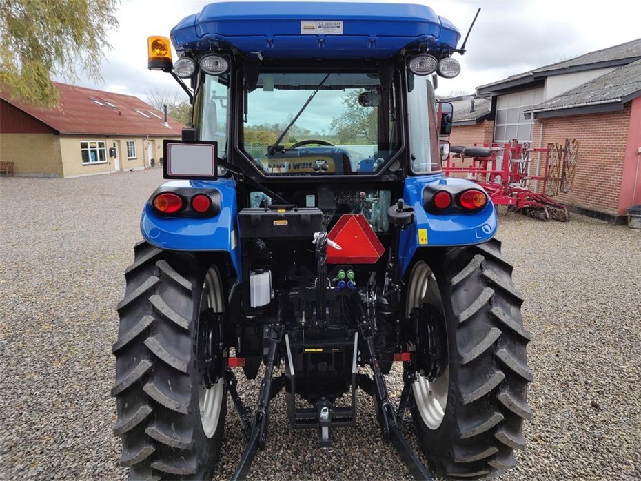 New Holland TD5.85 FORÅRSKAMPANGE - Traktorer - Traktorer 4 wd - 7