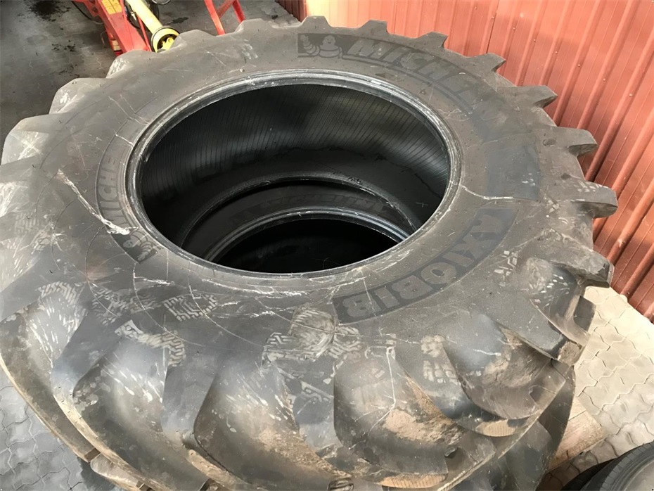 Michelin 710/75X42 AXIOBIB - Traktor tilbehør - Dæk - 1