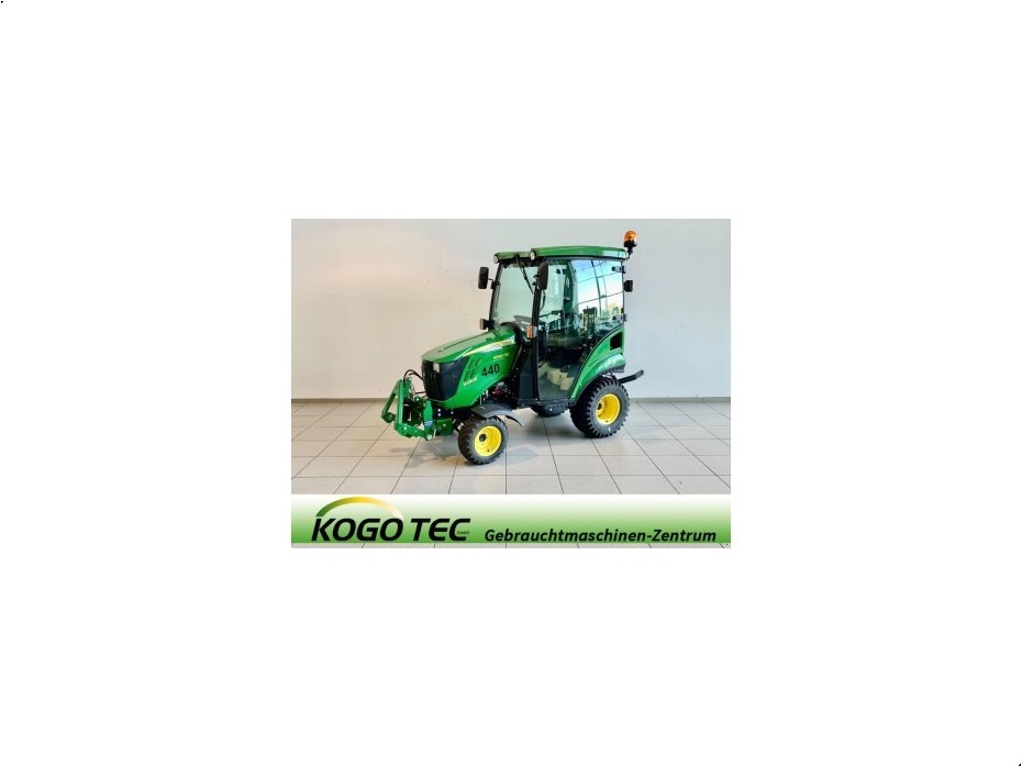 John Deere 1026R - Traktorer - Kompakt traktorer - 1