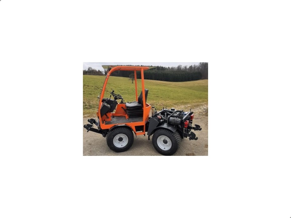 Holder C200 Hydrostat - Traktorer - Kompakt traktorer - 2
