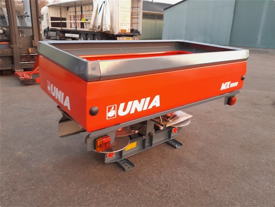 Unia MX 1200 - Gødningsmaskiner - Liftophængte gødningspredere - 2