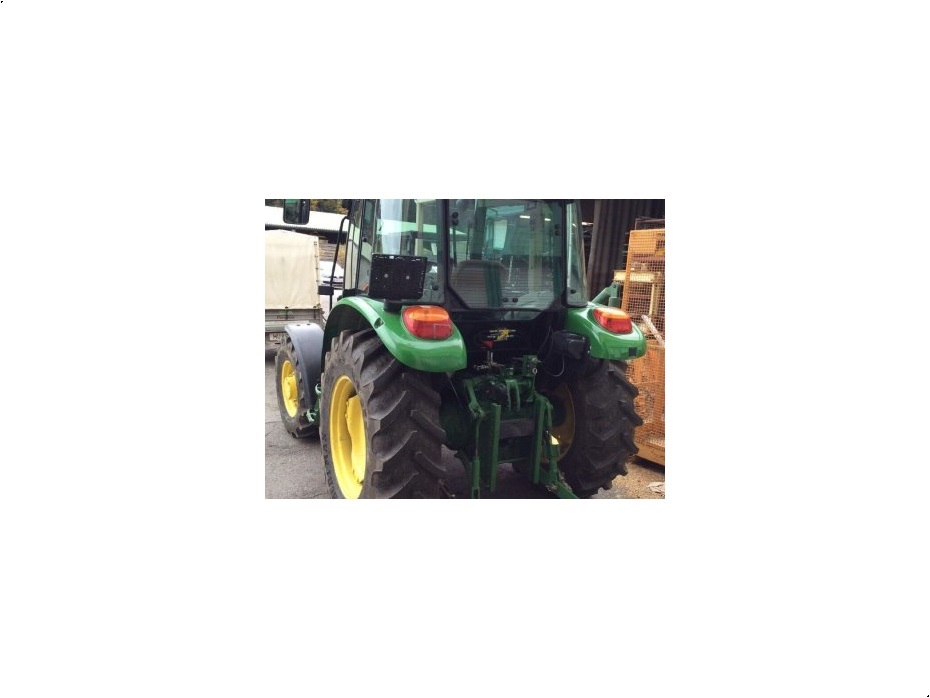 John Deere 5055 E - Traktorer - Traktorer 2 wd - 4