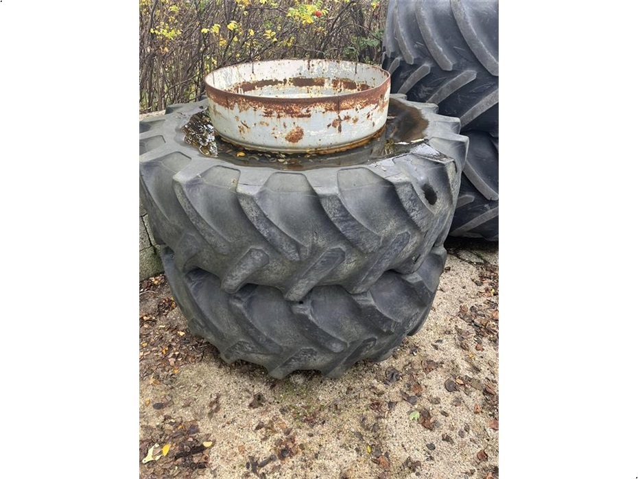 Schaad 16,9-28 m. ring - Traktor tilbehør - Tvillingehjul - 1