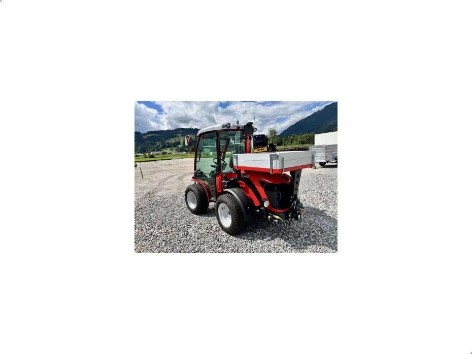 - - - SP 4800 - Traktorer - Kompakt traktorer - 4