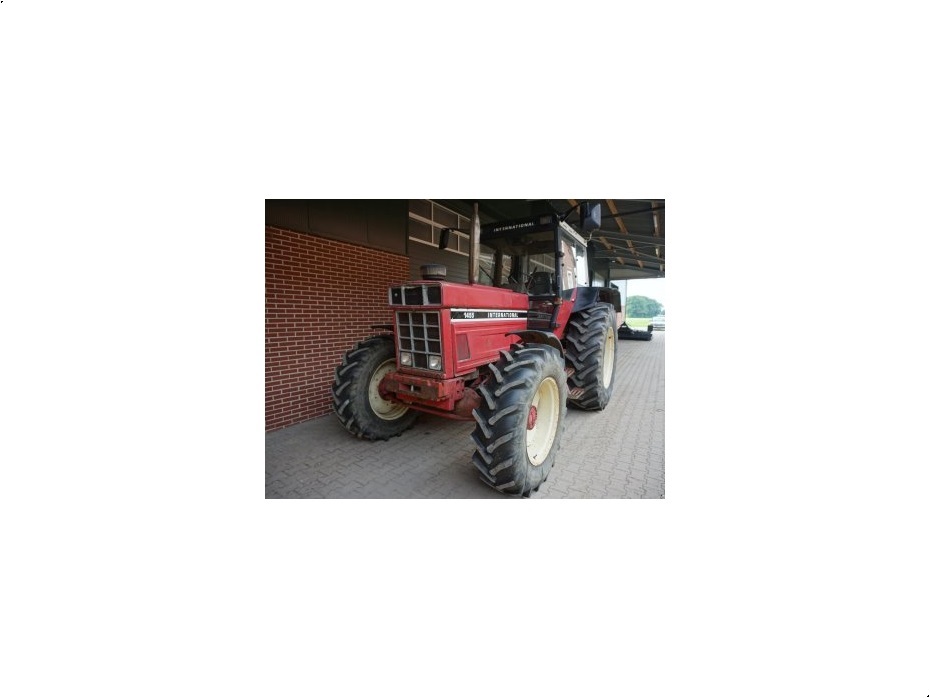 - - - IHC 1455 - Traktorer - Traktorer 2 wd - 3