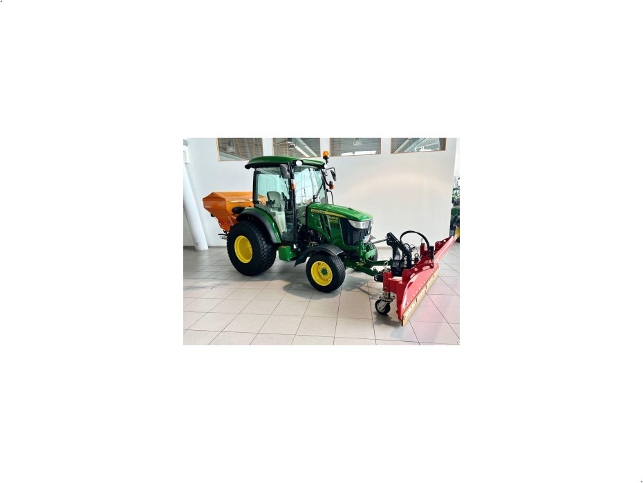 John Deere 4066R - Traktorer - Kompakt traktorer - 2