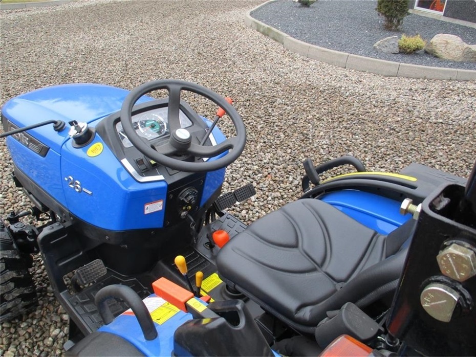 Solis 26 6+2 Gearmaskine med servostyring og industrihjul - Traktorer - Kompakt traktorer - 5