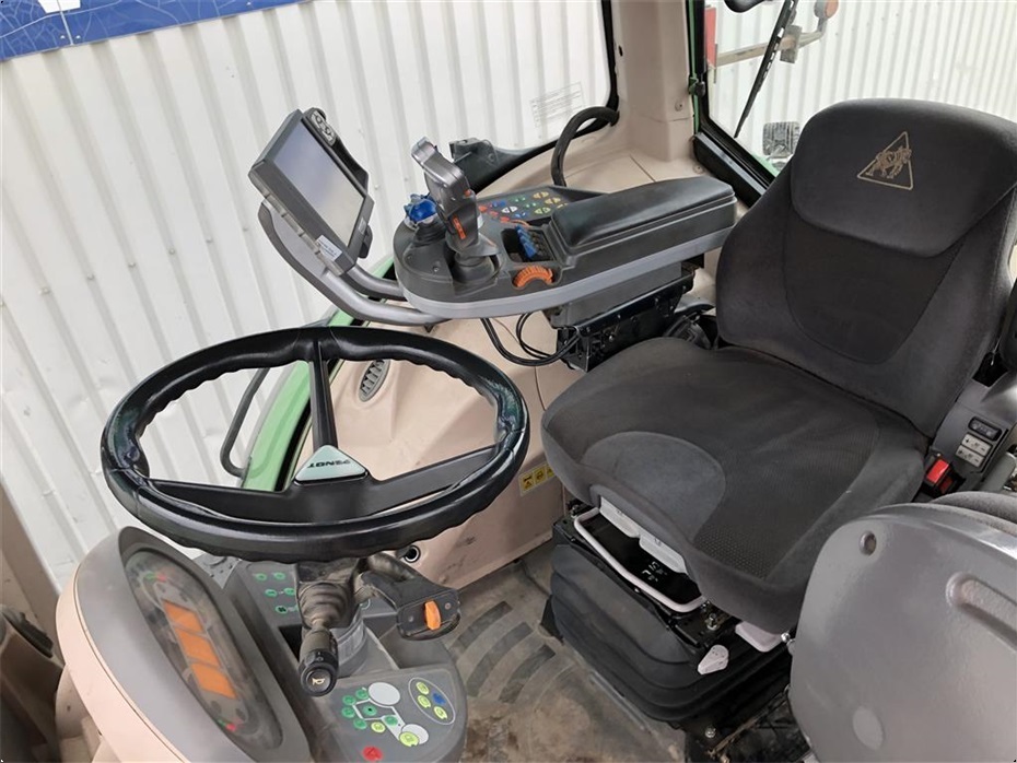 Fendt 824 Vario SCR Profi Plus Med F-PTO - Traktorer - Traktorer 4 wd - 10
