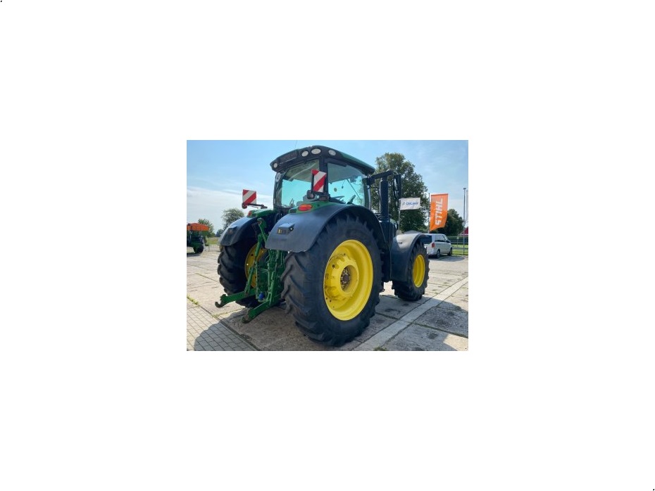 John Deere 6215R AutoPowr - Traktorer - Traktorer 2 wd - 3