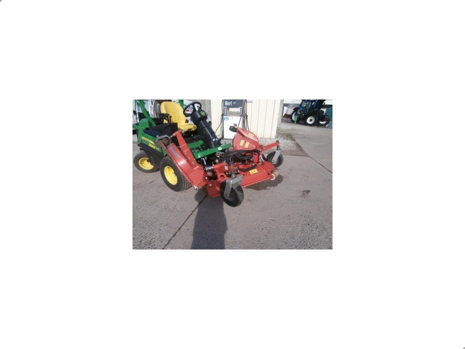 - - - RMR230V-F - Traktorer - Plænetraktorer - 2