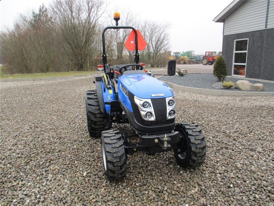 Solis 26 6+2 Gearmaskine med servostyring og industrihjul - Traktorer - Kompakt traktorer - 18