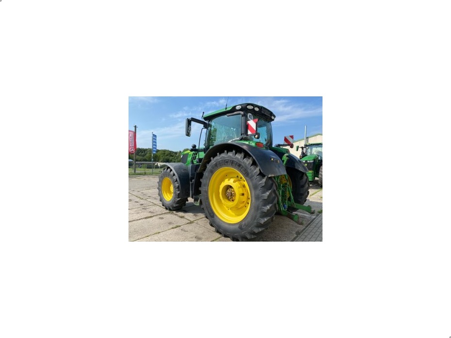 John Deere 6215R AutoPowr - Traktorer - Traktorer 2 wd - 5