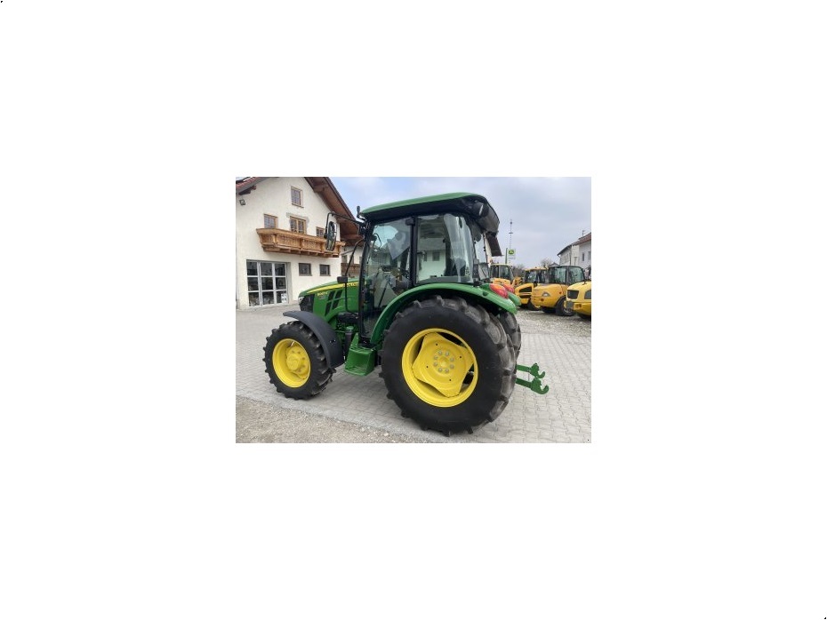 John Deere 5067 E - Traktorer - Traktorer 2 wd - 8