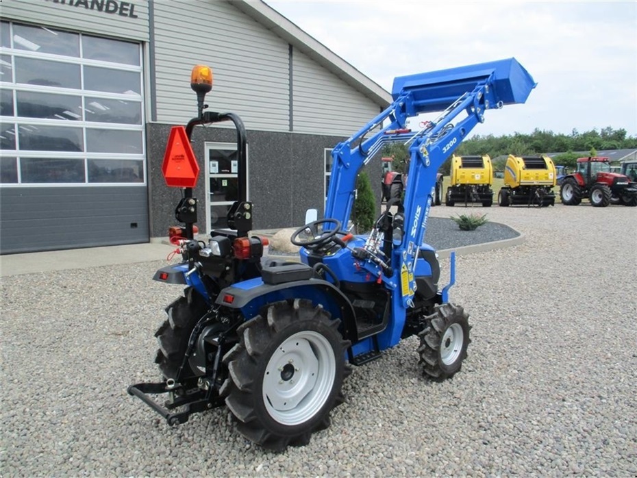 Solis 26 Gearmaskine med servostyrring og fuldhydraulisk frontlæsser - Traktorer - Kompakt traktorer - 12