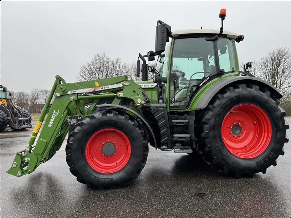 Fendt 516 Vario Profi Plus KUN 2900 TIMER OG MED AUTOSTYRING! - Traktorer - Traktorer 4 wd - 3