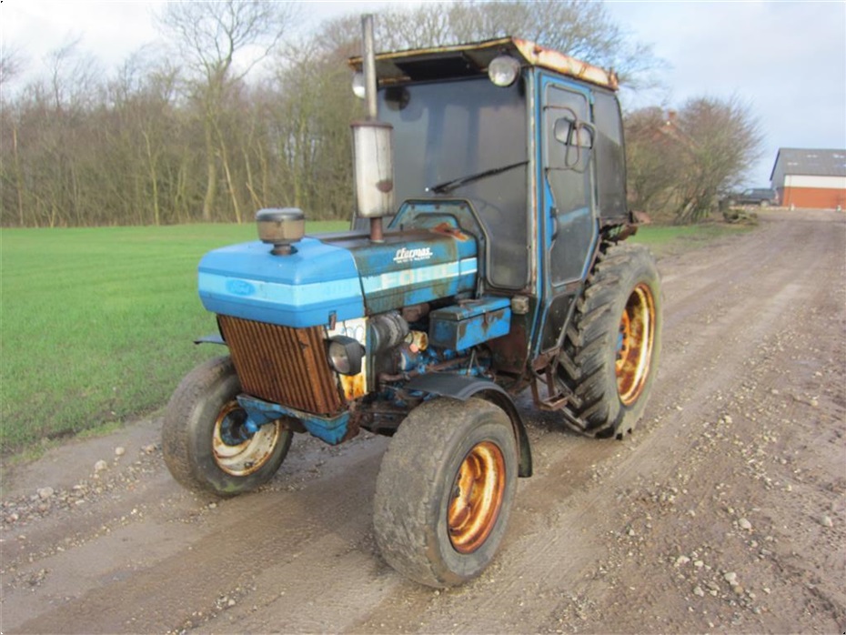 Ford 4110 Narrov smalspors traktor - Traktorer - Traktorer 2 wd - 1
