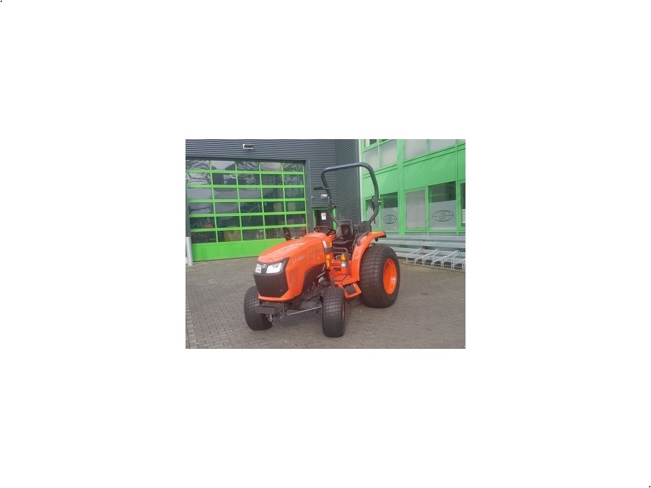 Kubota L1-382 H GalaxyTurf - Traktorer - Kompakt traktorer - 7