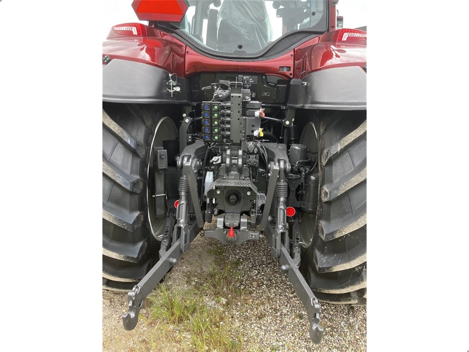 Valtra T235 Versu - Traktorer - Traktorer 4 wd - 5