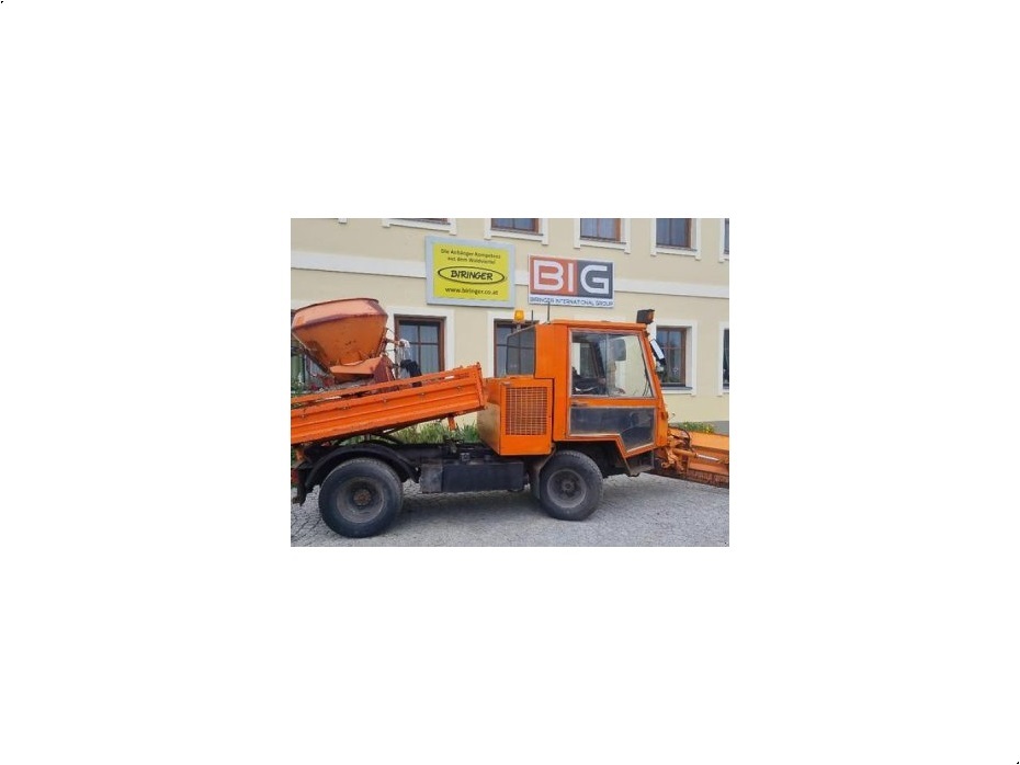- - - HY1350 Kommunalfahrzeug mit Schneepflug und Sand/Salzstreuer - Materialehåndtering - 6