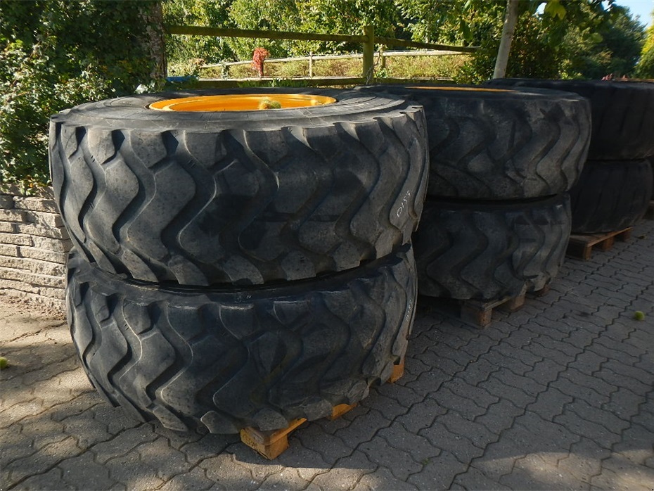 Michelin 20.5R25 D183 - Hjul/larvefødder - Komplette hjul - 2