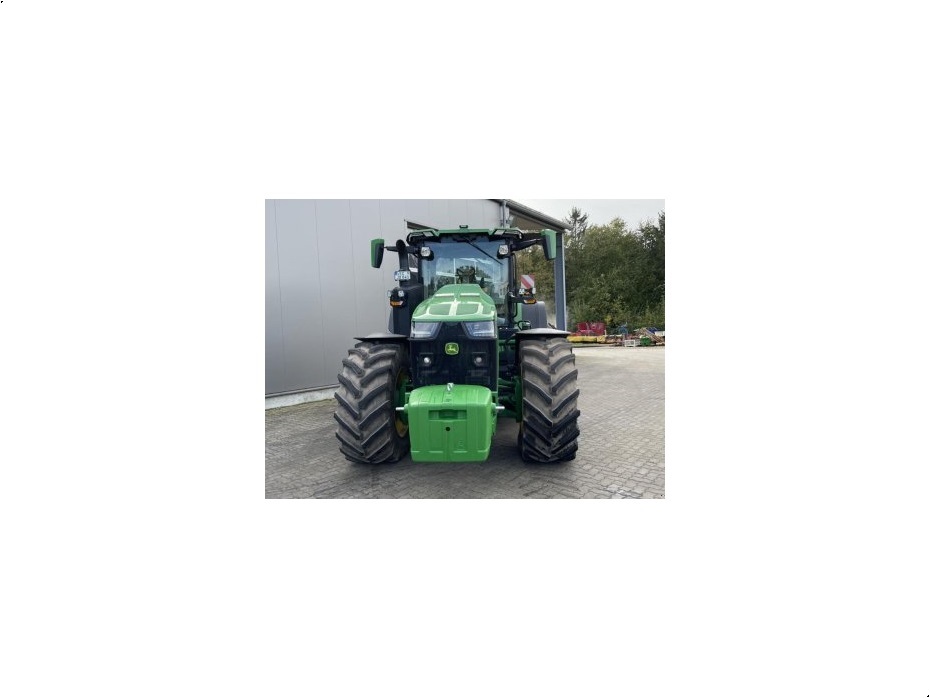 John Deere TRAKTOR 8R 410 - Traktorer - Traktorer 2 wd - 5