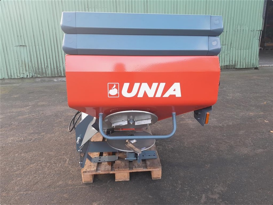 Unia MX 1600 - Gødningsmaskiner - Liftophængte gødningsspredere - 2