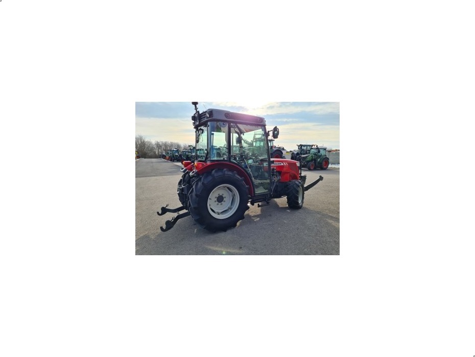Massey Ferguson MF 3640 S - Traktorer - Kompakt traktorer - 7
