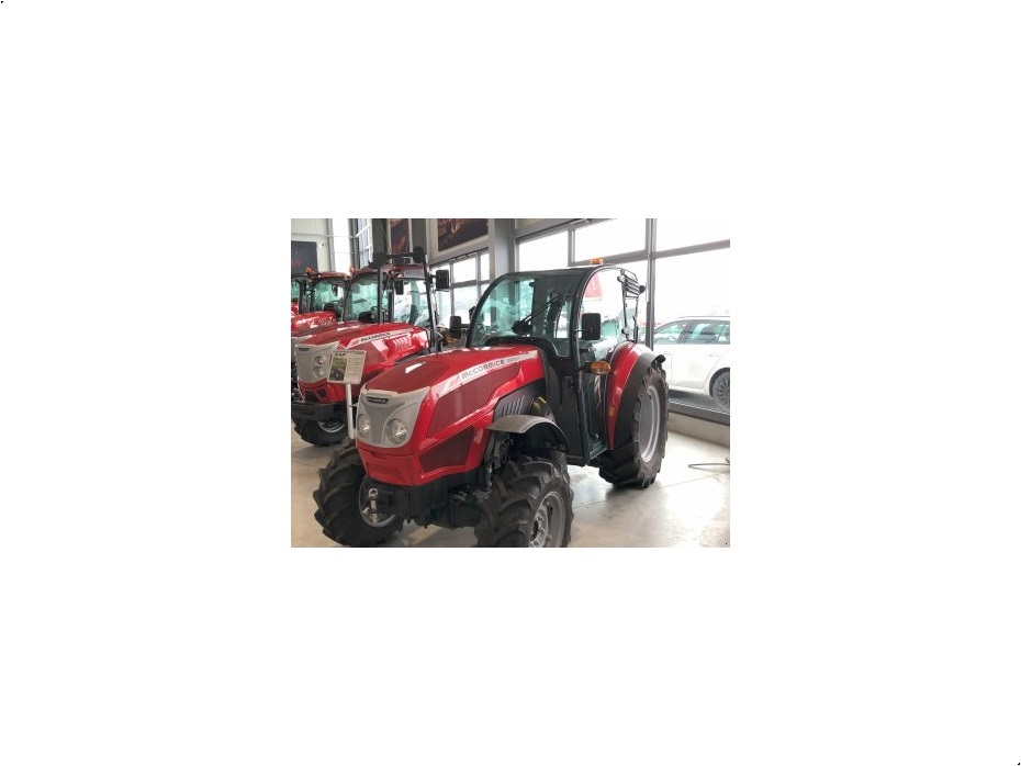 - - - X3.070 F - Traktorer - Traktorer 4 wd - 1